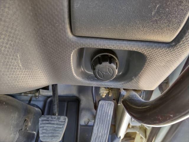 ISUZU ELF 2008 Image 31