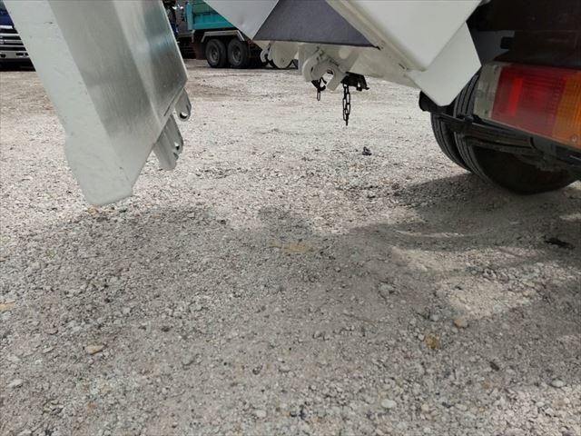 HINO DUTRO 2007 Image 31