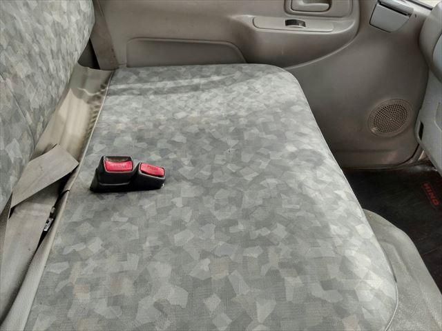 HINO DUTRO 2007 Image 31