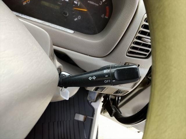 HINO DUTRO 2007 Image 31