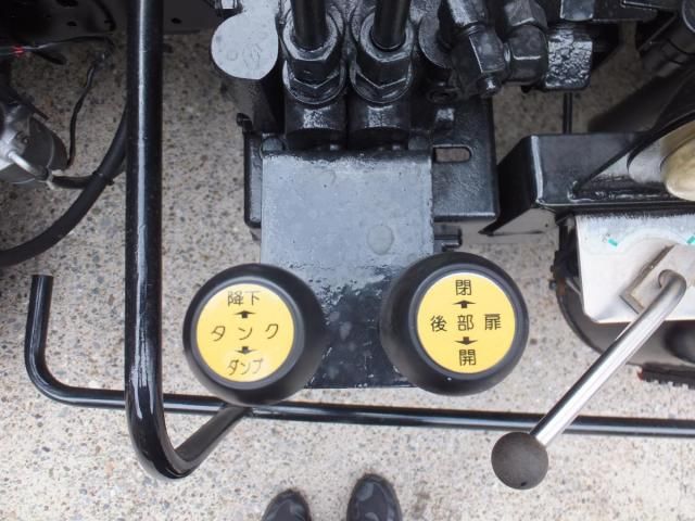 ISUZU ELF 2006 Image 31