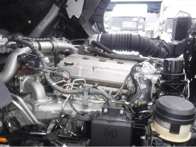 HINO PROFIA 2018 Image 31