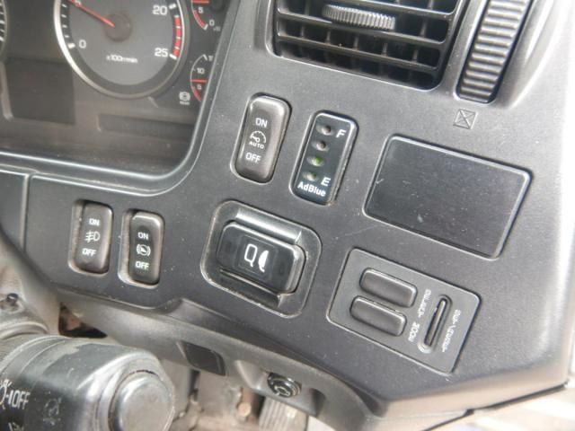 MITSUBISHI FUSOU SUPER GREAT 2008 Image 31