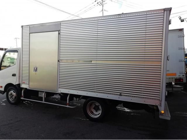 HINO DUTRO 2015 Image 31