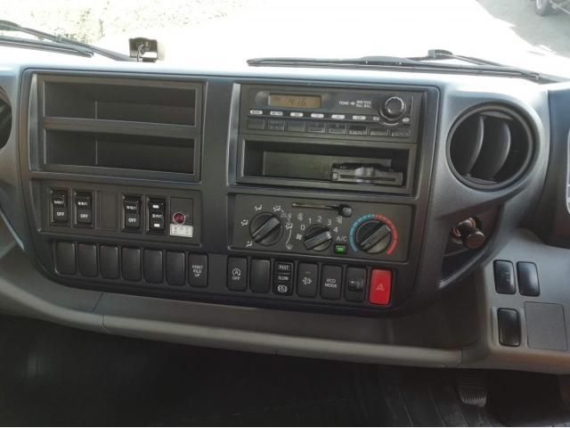 HINO DUTRO 2015 Image 31