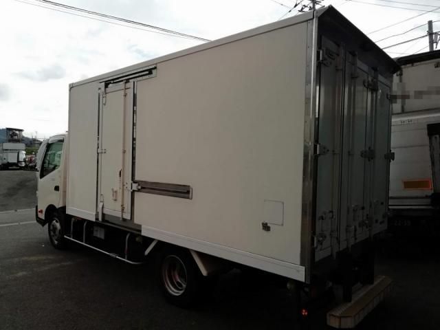 HINO DUTRO 2015 Image 31