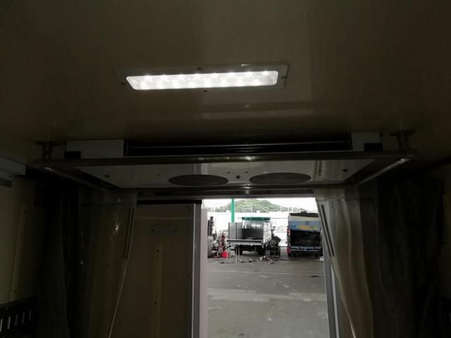 HINO DUTRO 2015 Image 31