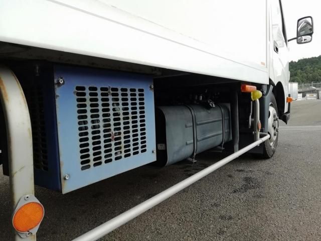 HINO DUTRO 2015 Image 31