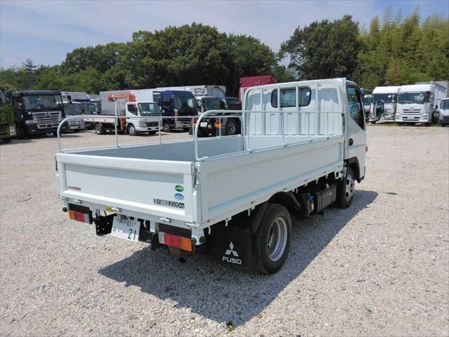 MITSUBISHI CANTER 2017 Image 31