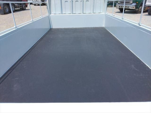 MITSUBISHI CANTER 2017 Image 31