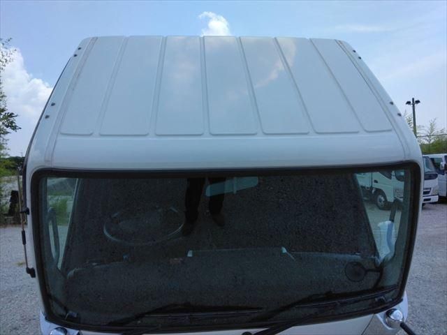 MITSUBISHI CANTER 2017 Image 31