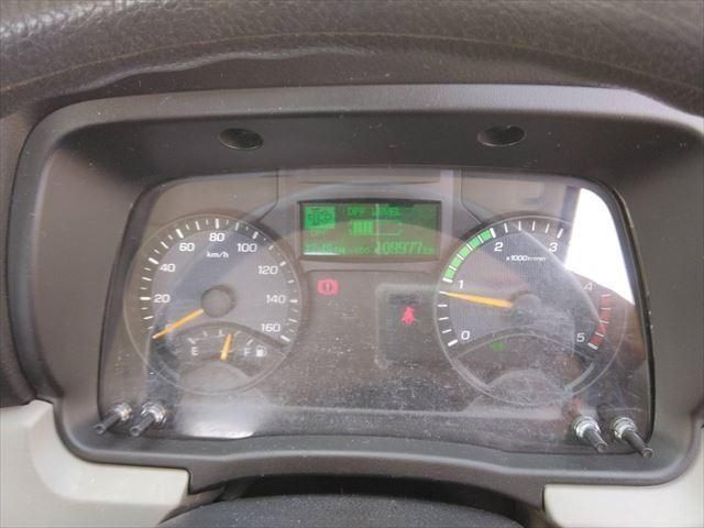 MITSUBISHI CANTER 2017 Image 31