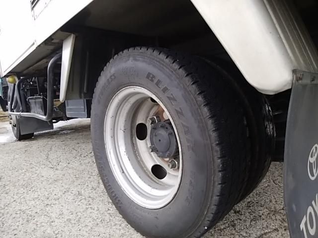 TOYOTA DYNA 2012 Image 31