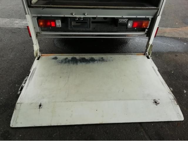 TOYOTA DYNA 2014 Image 31