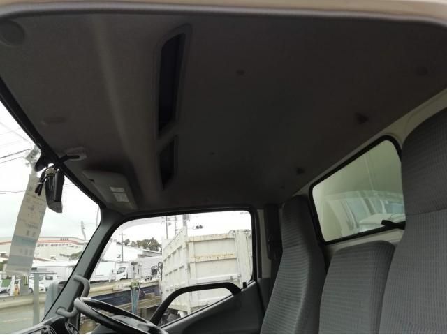 TOYOTA DYNA 2014 Image 31