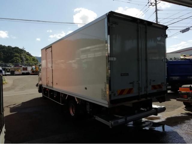 ISUZU FORWARD 2018 Image 31