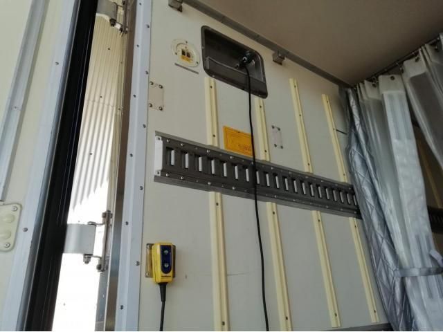 ISUZU FORWARD 2018 Image 31