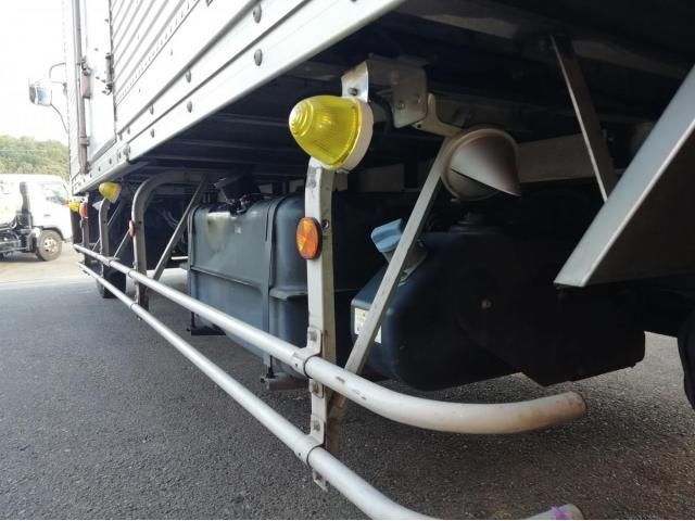 MITSUBISHI FUSOU FIGHTER 2015 Image 31