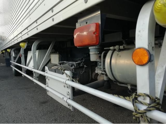 MITSUBISHI FUSOU FIGHTER 2015 Image 31