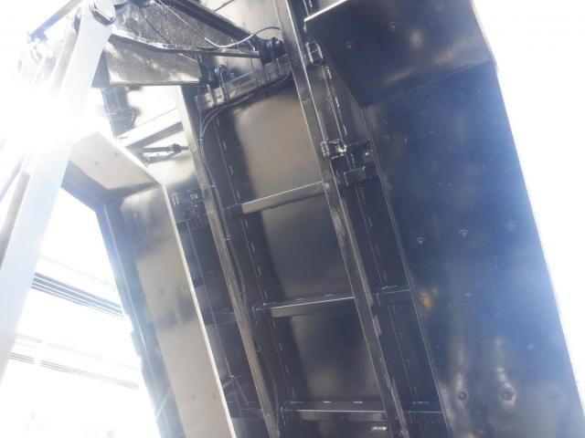 HINO PROFIA 2018 Image 31