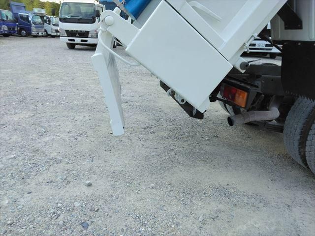 MITSUBISHI CANTER 2006 Image 31