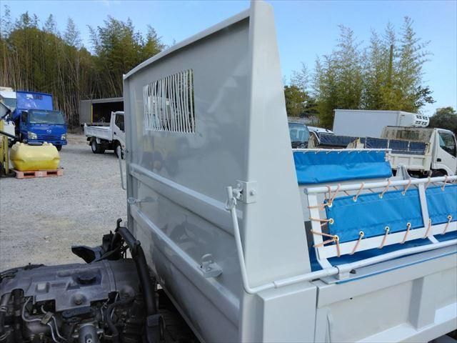 MITSUBISHI CANTER 2006 Image 31