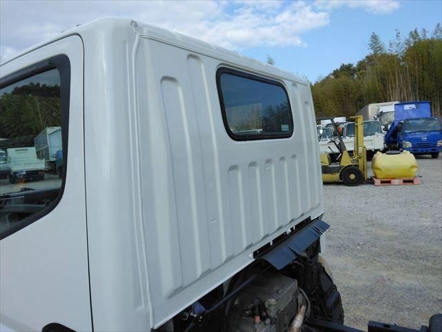 MITSUBISHI CANTER 2006 Image 31