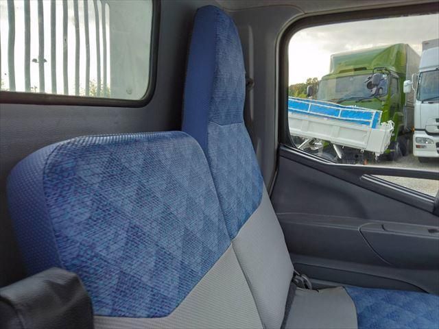 MITSUBISHI CANTER 2006 Image 31