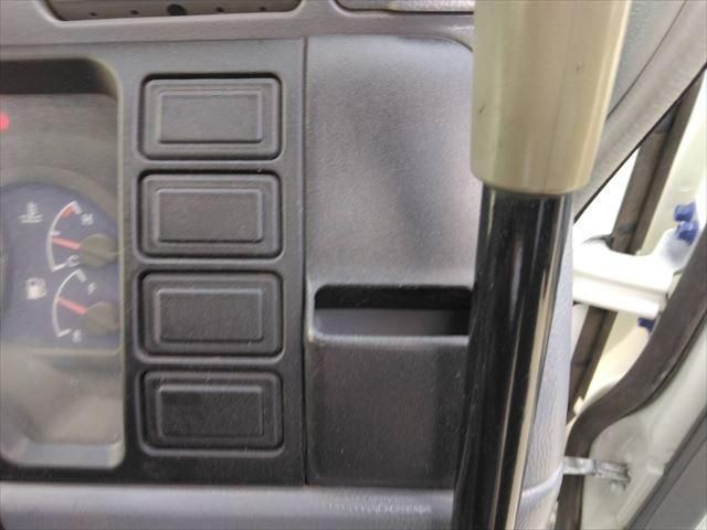 MITSUBISHI CANTER 2006 Image 31