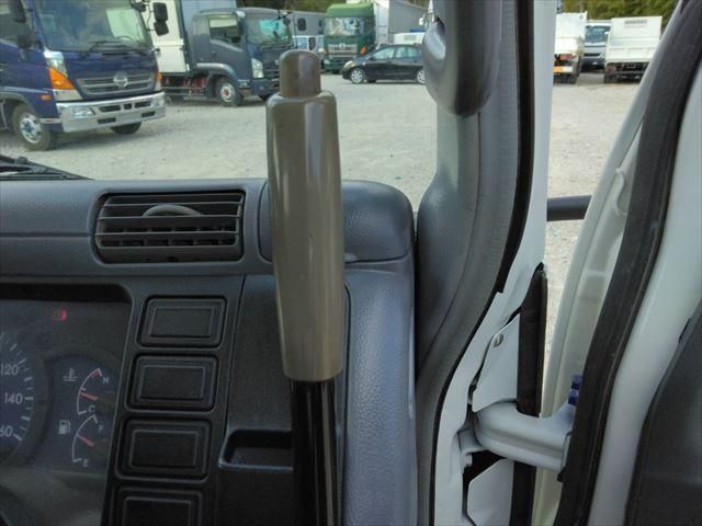 MITSUBISHI CANTER 2006 Image 31