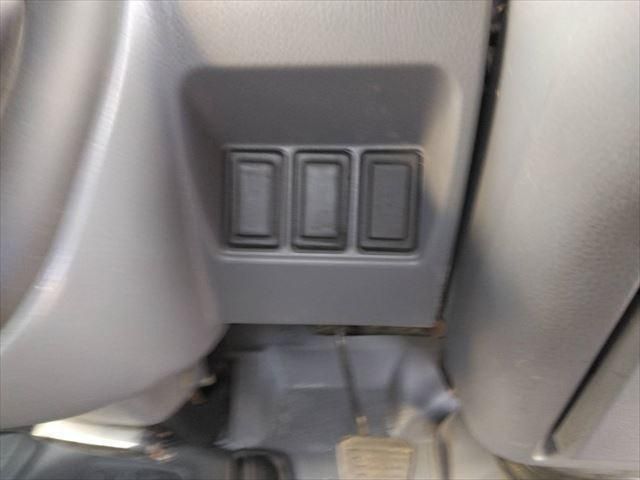 MITSUBISHI CANTER 2006 Image 31