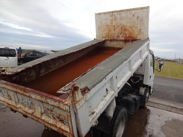 ISUZU ELF 2005 Image 31