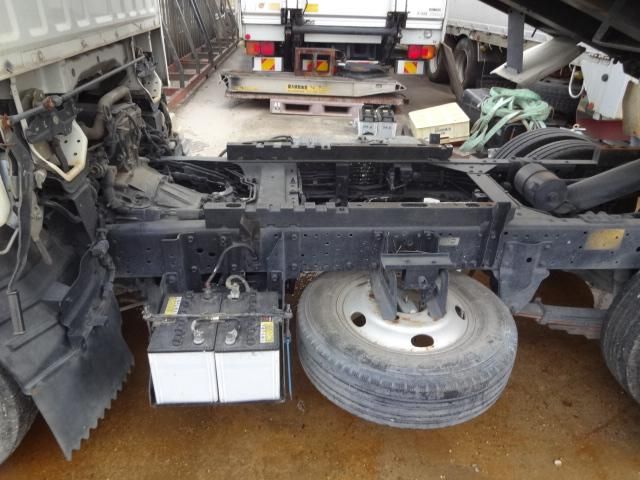 ISUZU ELF 2005 Image 31