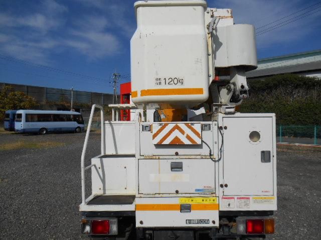 ISUZU ELF 2006 Image 31