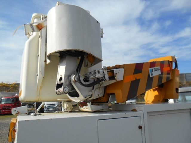 ISUZU ELF 2006 Image 31