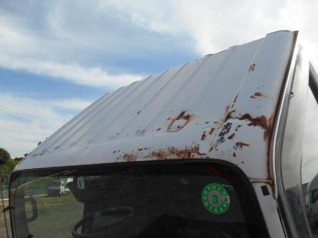 ISUZU ELF 2006 Image 31