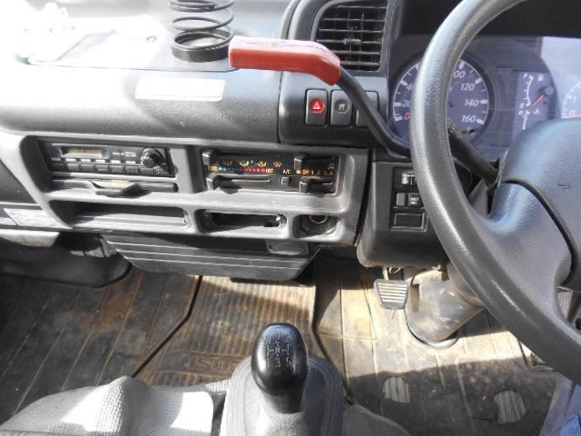 ISUZU ELF 2006 Image 31