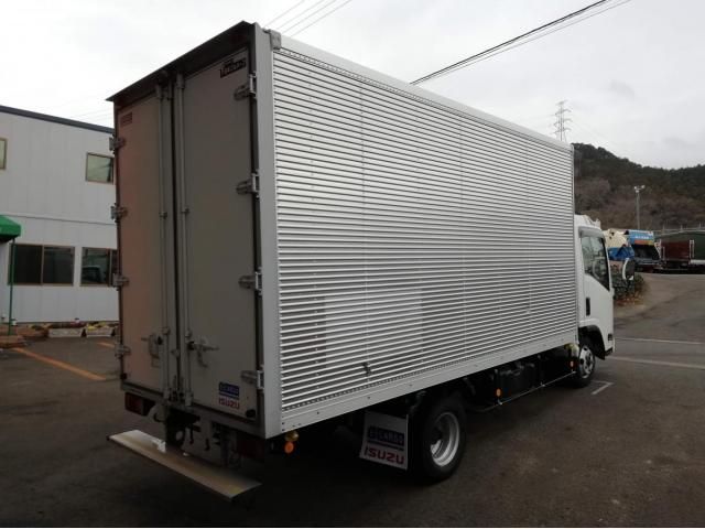 ISUZU ELF 2017 Image 31