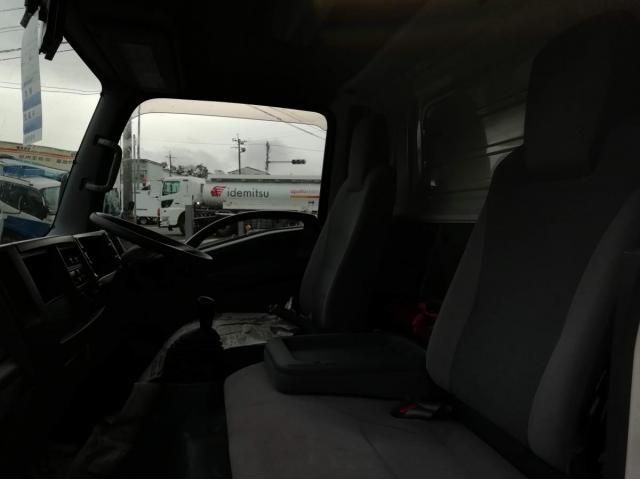 ISUZU ELF 2017 Image 31