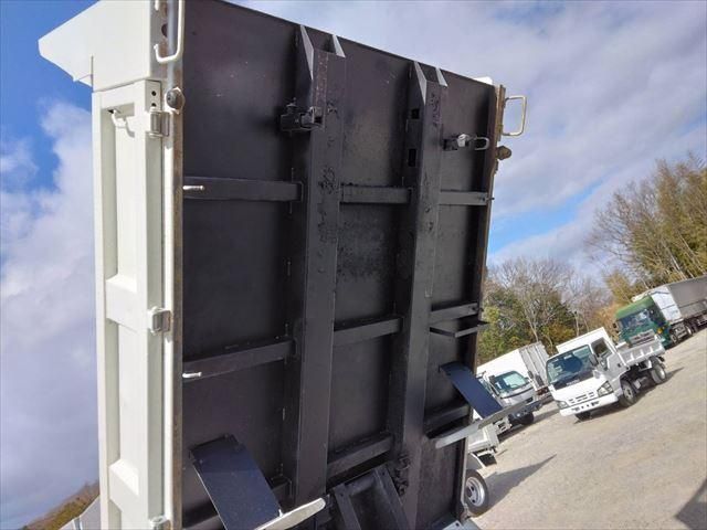 MITSUBISHI CANTER 2006 Image 31