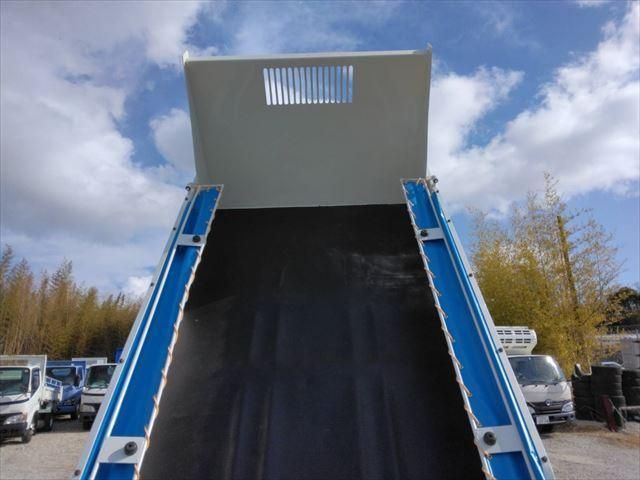 HINO DUTRO 2014 Image 31