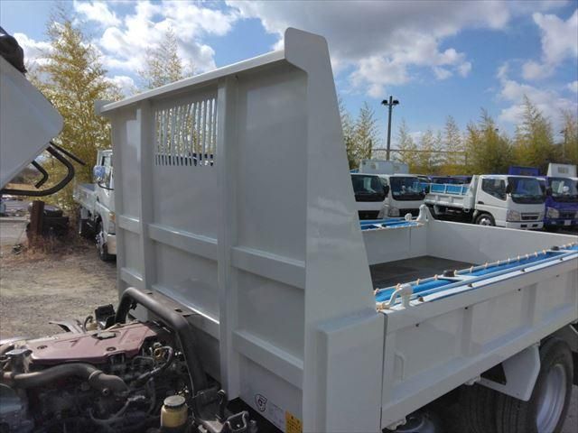 HINO DUTRO 2014 Image 31