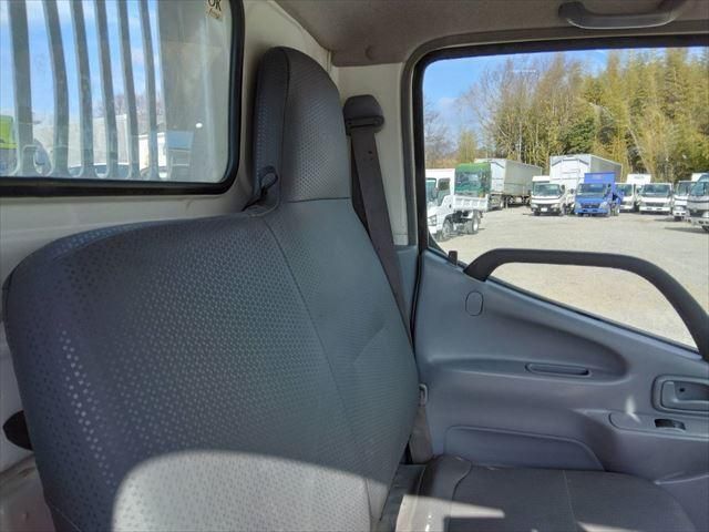 HINO DUTRO 2014 Image 31