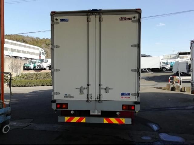 ISUZU FORWARD 2017 Image 31