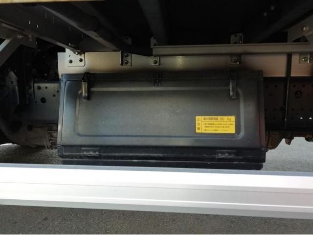 ISUZU FORWARD 2017 Image 31