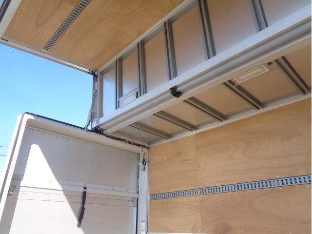 MITSUBISHI FUSOU FIGHTER 2019 Image 31