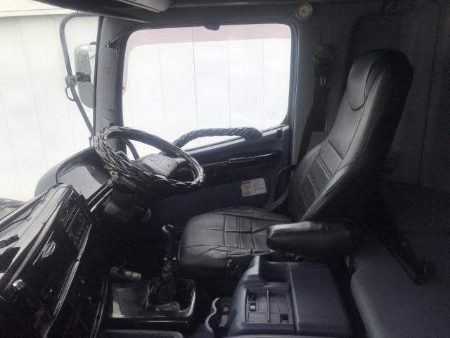 HINO PROFIA 2008 Image 31