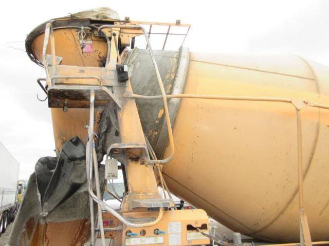 NISSAN DIESEL QUON 2006 Image 31