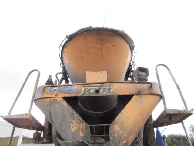 NISSAN DIESEL QUON 2006 Image 31