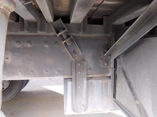 HINO PROFIA 2007 Image 31